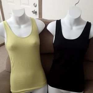 Misses' Seamless Tank Top Bundle